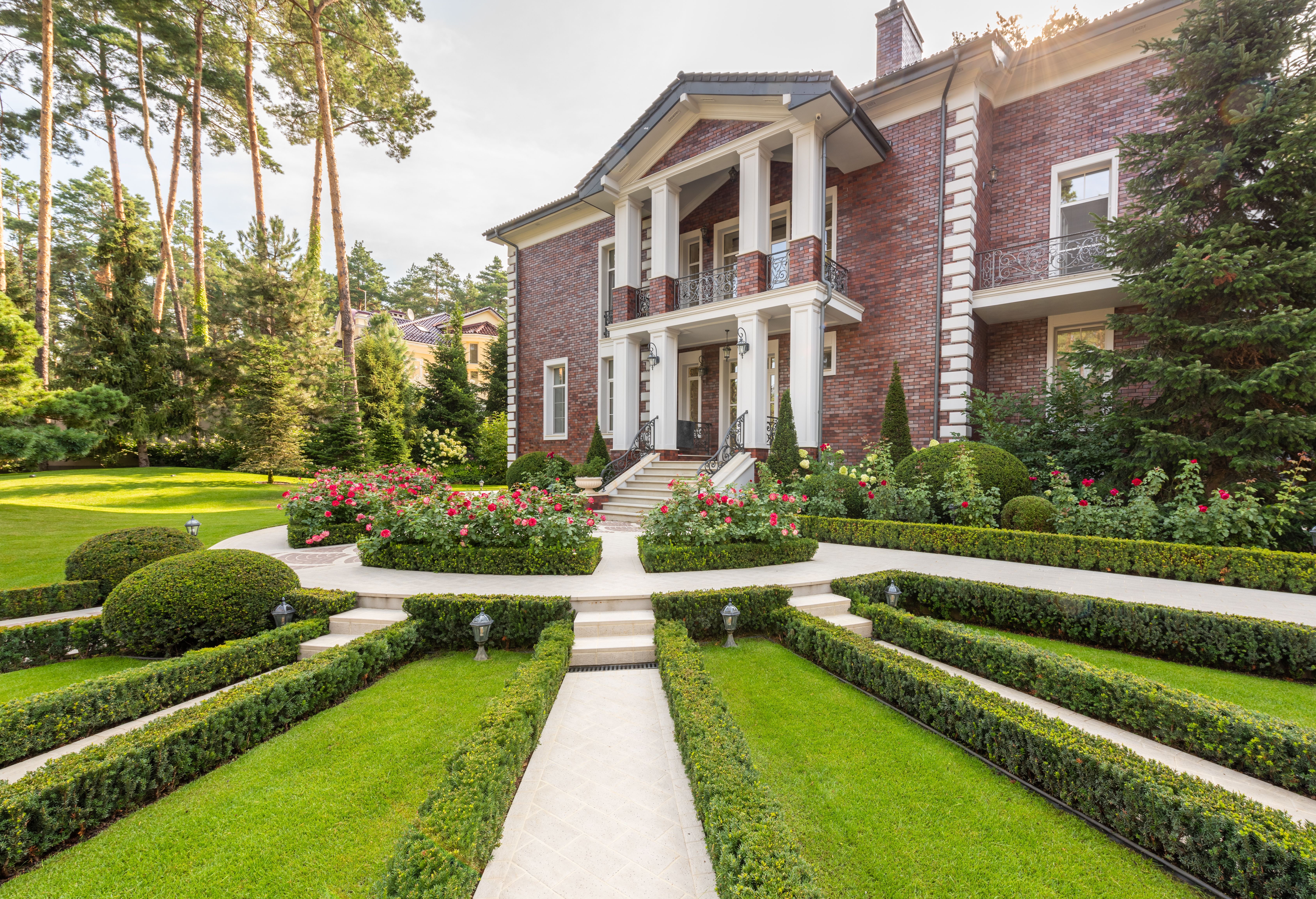 Areas Where Homeowners Install Artificial Grass