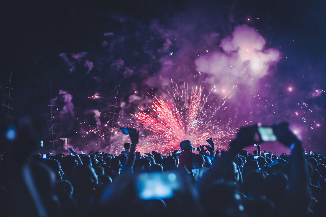 Fireworks, people, full hd wallpaper — Best OTT platform for Telugu people