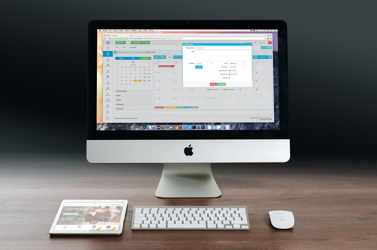 Apple, imac, ipad — Lounging Around in Style With Your Own Water Hammock