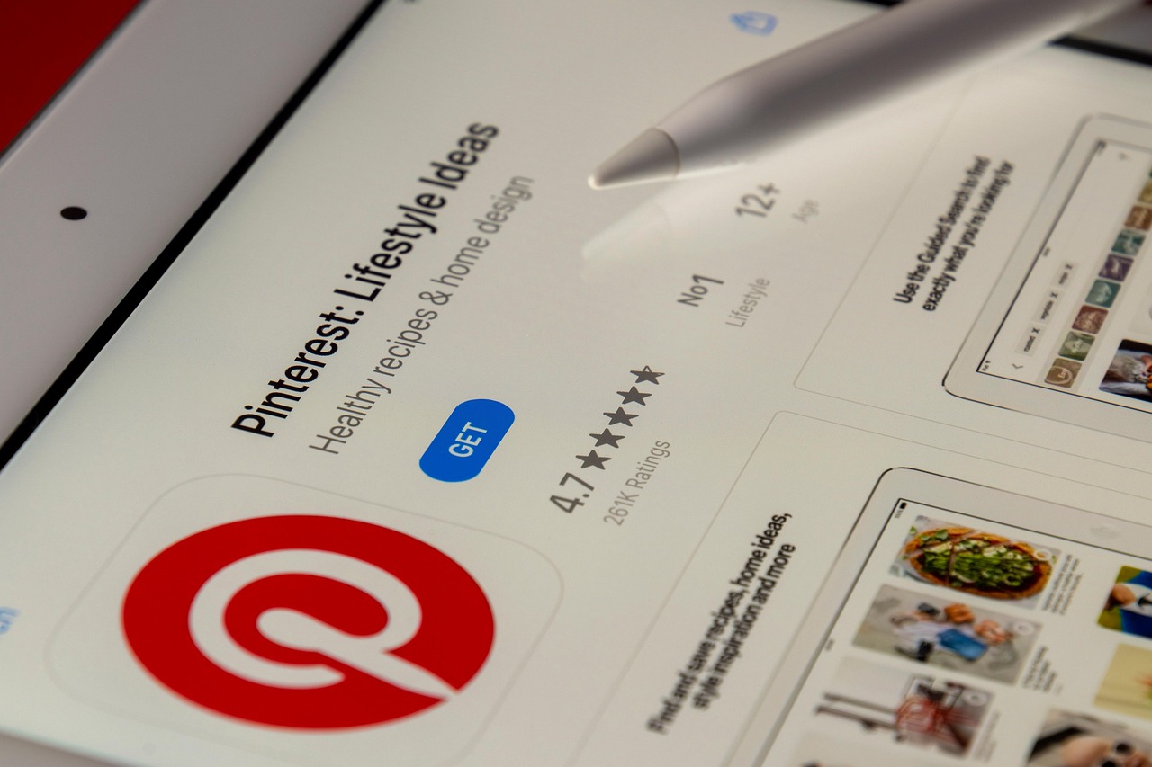 Market dynamics: make impactful videos with youtube intro maker