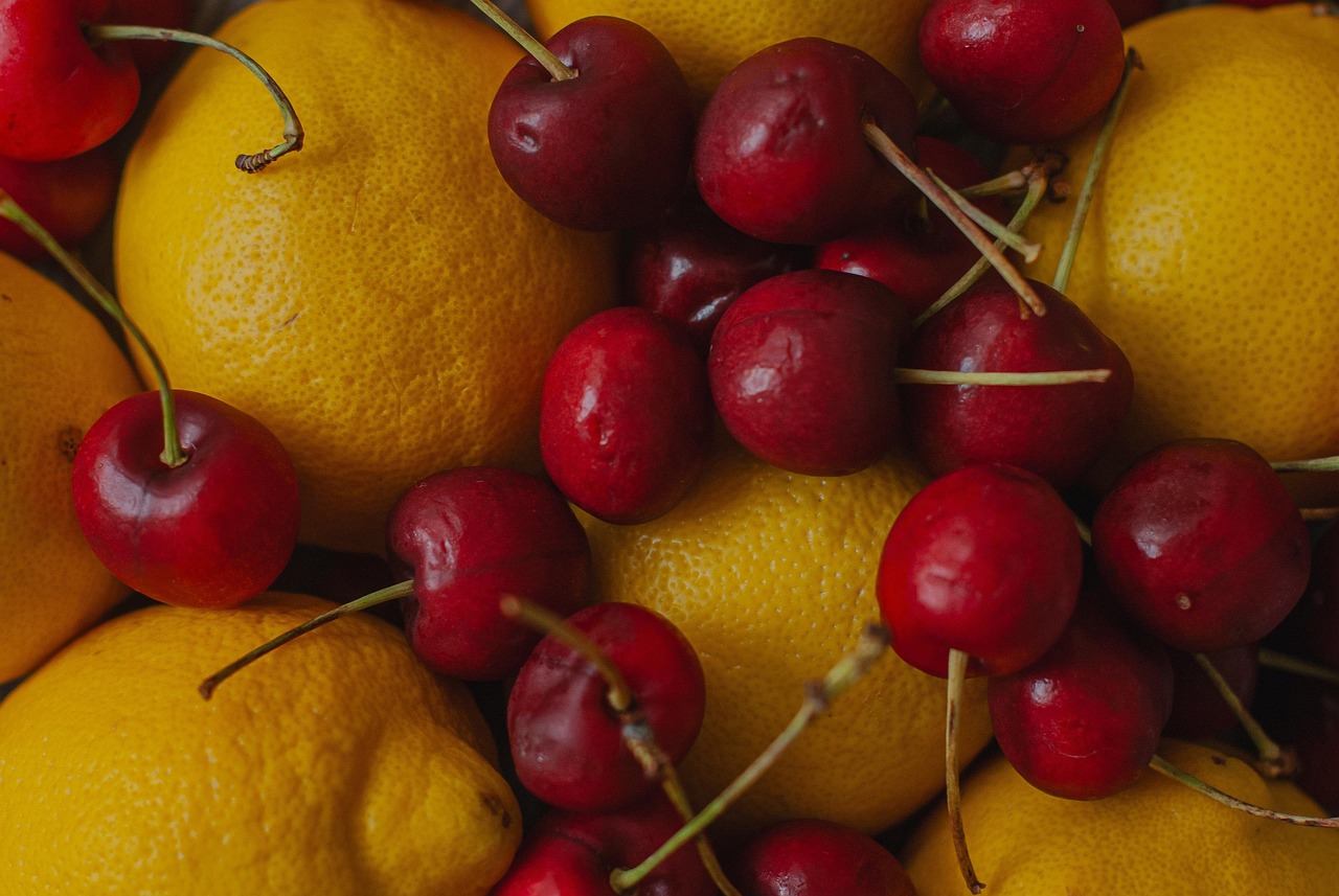Lemons, cherries, fruit — Understanding the Legal Status of THC Gummies in Ohio