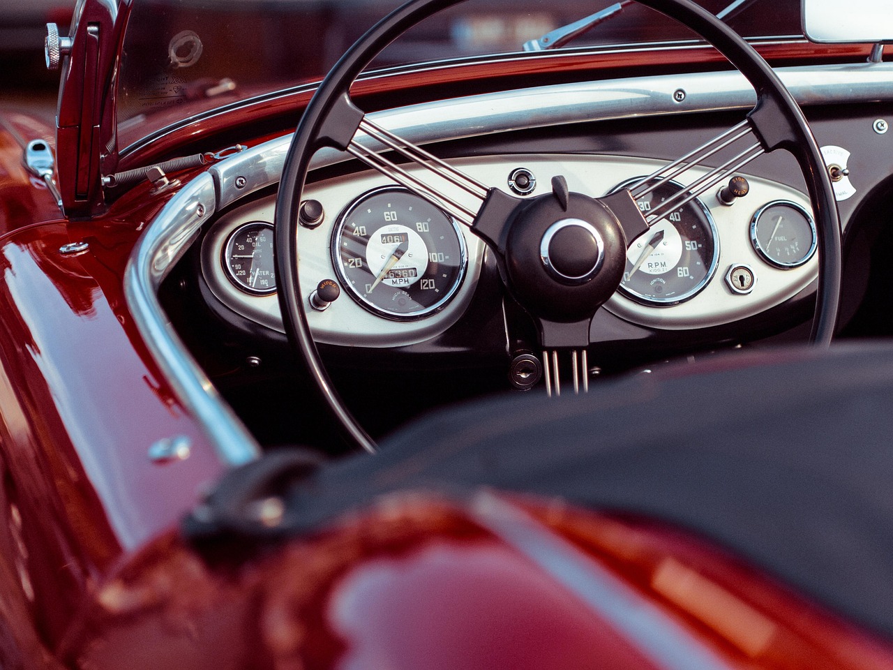 VIN report reduces buying risks through accurate and verified car records